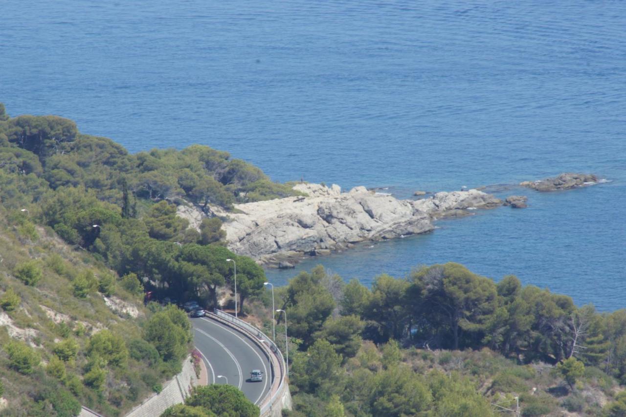 Total Sea View Grimaldi Apartman Ventimiglia Kültér fotó