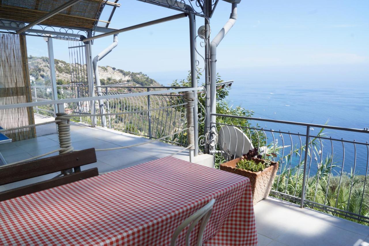 Total Sea View Grimaldi Apartman Ventimiglia Kültér fotó