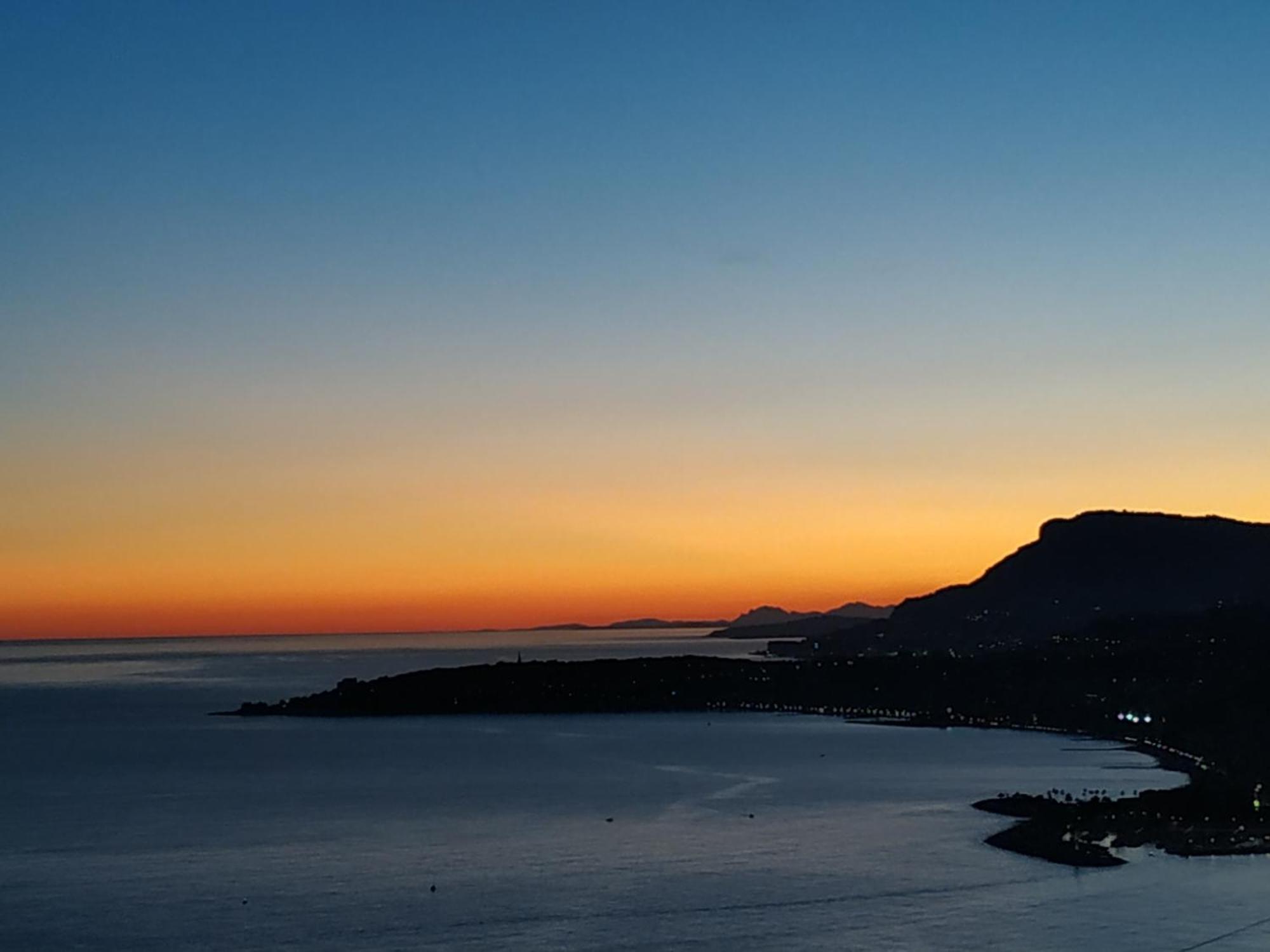 Total Sea View Grimaldi Apartman Ventimiglia Kültér fotó