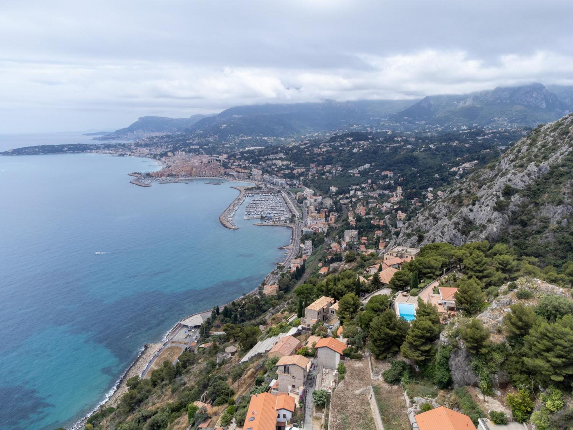 Total Sea View Grimaldi Apartman Ventimiglia Kültér fotó